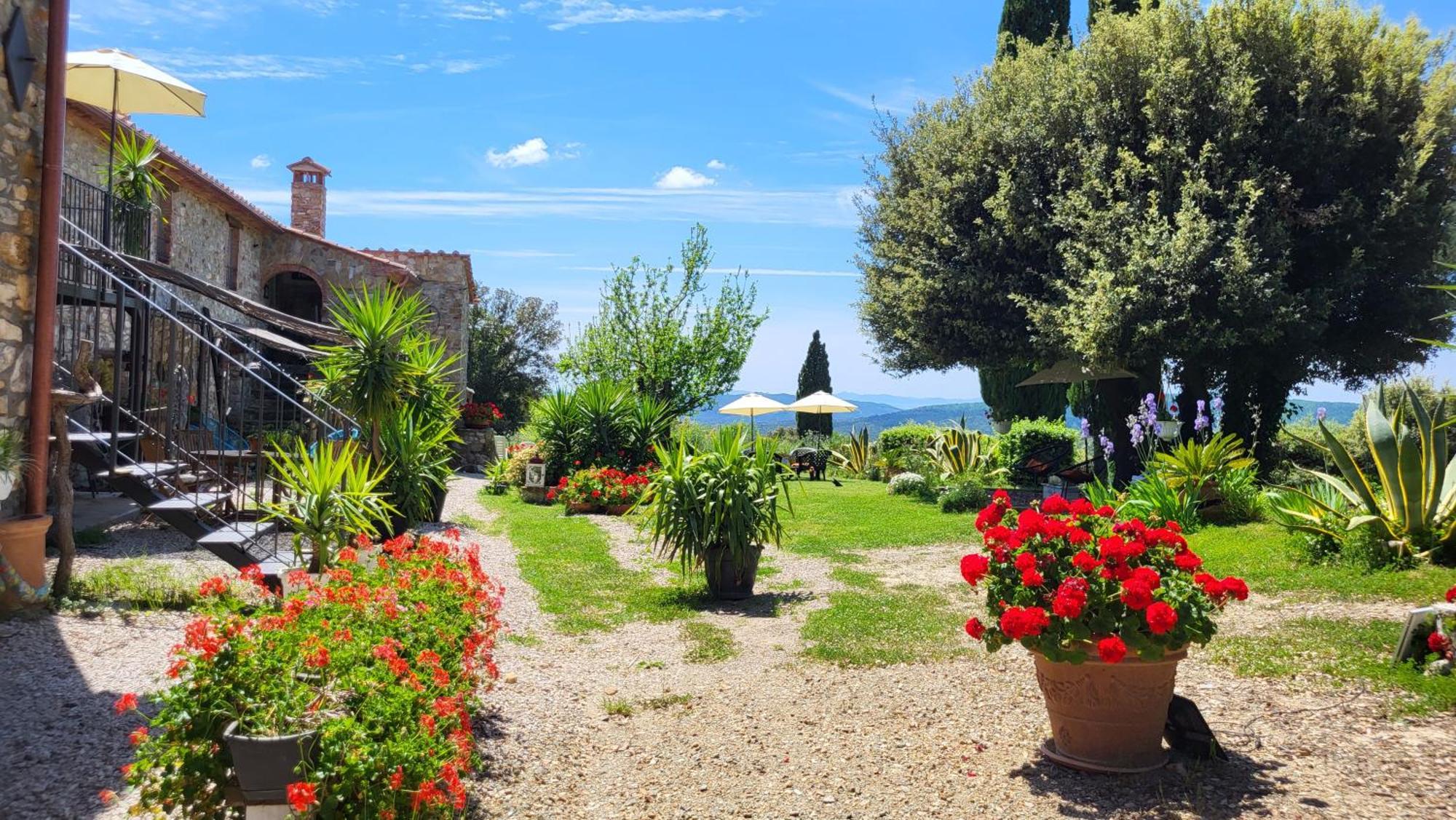 Agriturismo Podere Le Palaie Monterotondo  Luaran gambar